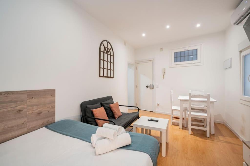 מדריד Espiritu Santo, Comodidad Para 2 En Malasana מראה חיצוני תמונה